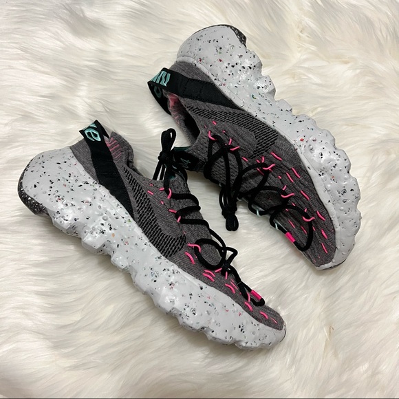 Nike • Space Hippie 04 - Picture 8 of 13